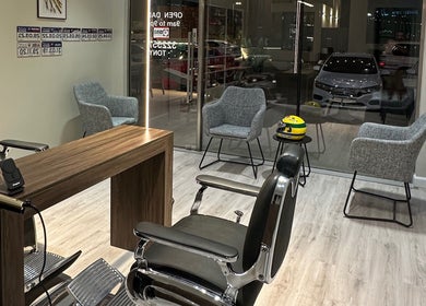 Modern seating area inside Aura salon & spa, Al Janabiyah, Al-muḥāfaẓat Aš-šamālīyah, BH.