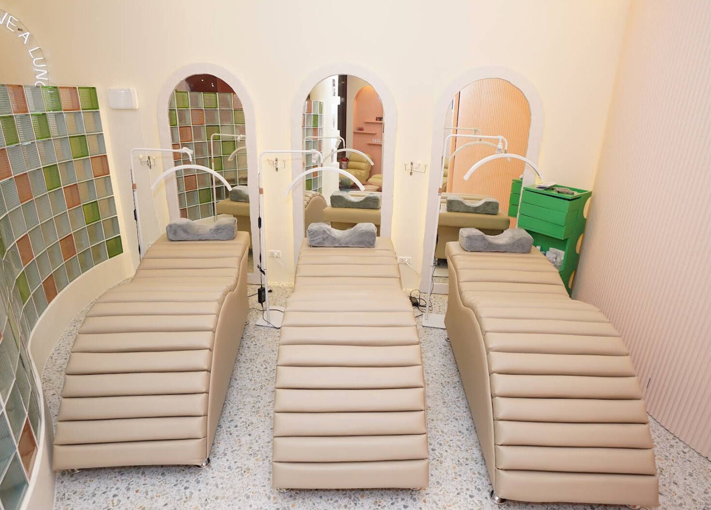 Relaxation beds in Lunch Break Beauty spa, Makati, Metro Manila, PH with stylish decor and soft lighting.