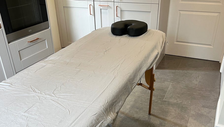 Myos & Motus - Mobile Sports Massage image 1