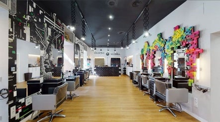 Are You Ready? Hair Experience by Jess Tobachi