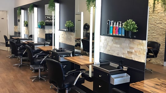 Studio 6 Hair Creations