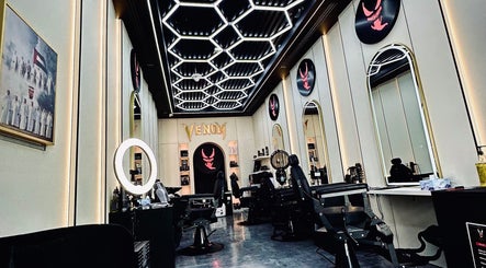 Venom  Salon