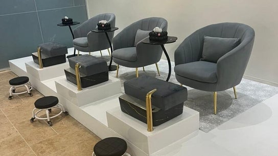 La Finesse Salon