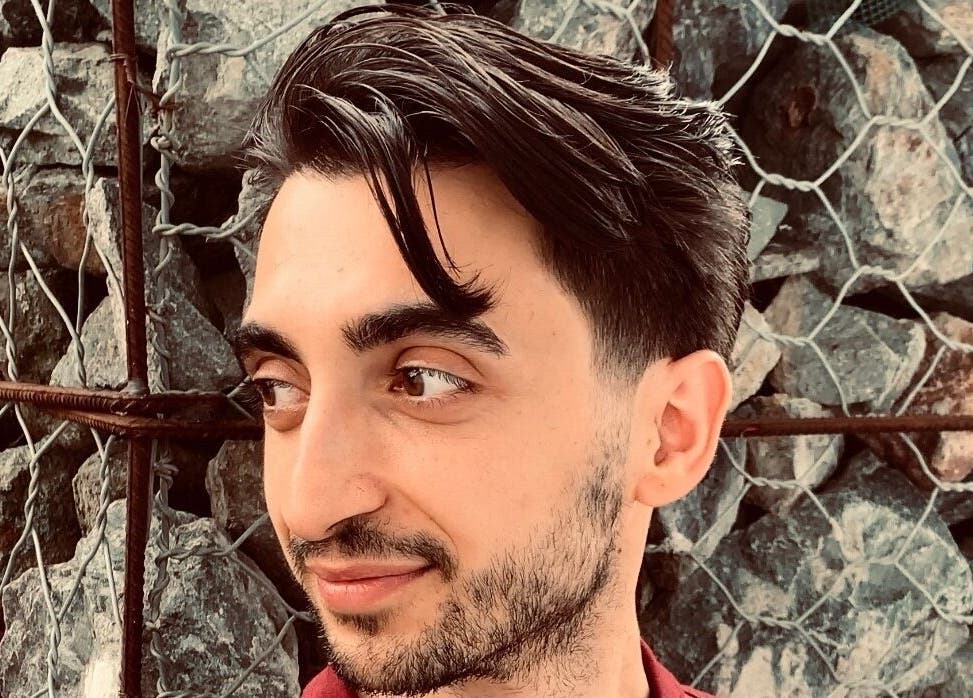 Tânăr cu stil elegant la Flossy Studio, Cluj-Napoca, Județul Cluj, RO.