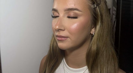 Makeupbymilliemay imej 2