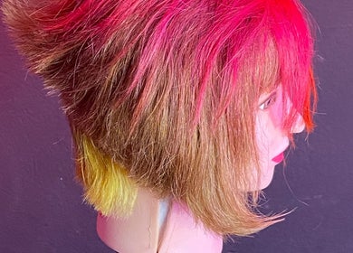 Peinado colorido en Johan machine barber shop, Bogotá, D.c., Bogotá, D.c., CO.
