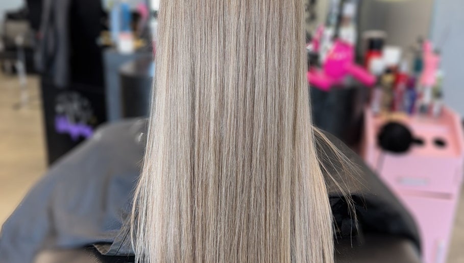 Slayed by Shy изображение 1