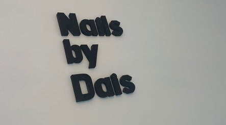 By Daisy James, bild 3
