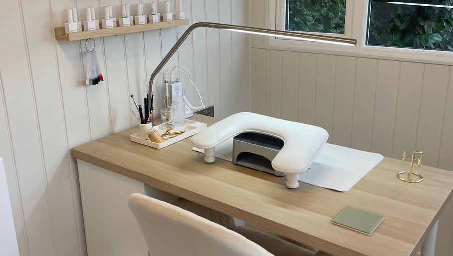 The Summer House Salon, bilde 1