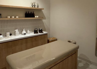 Sala de masaje en Cloud Nine - Beauty Salon & Spa, Guatemala City, Guatemala Department, GT.
