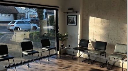 Scotts Men’s Hairdresser/Barberの画像：3
