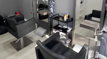 Machado’s Barbershop slika 2