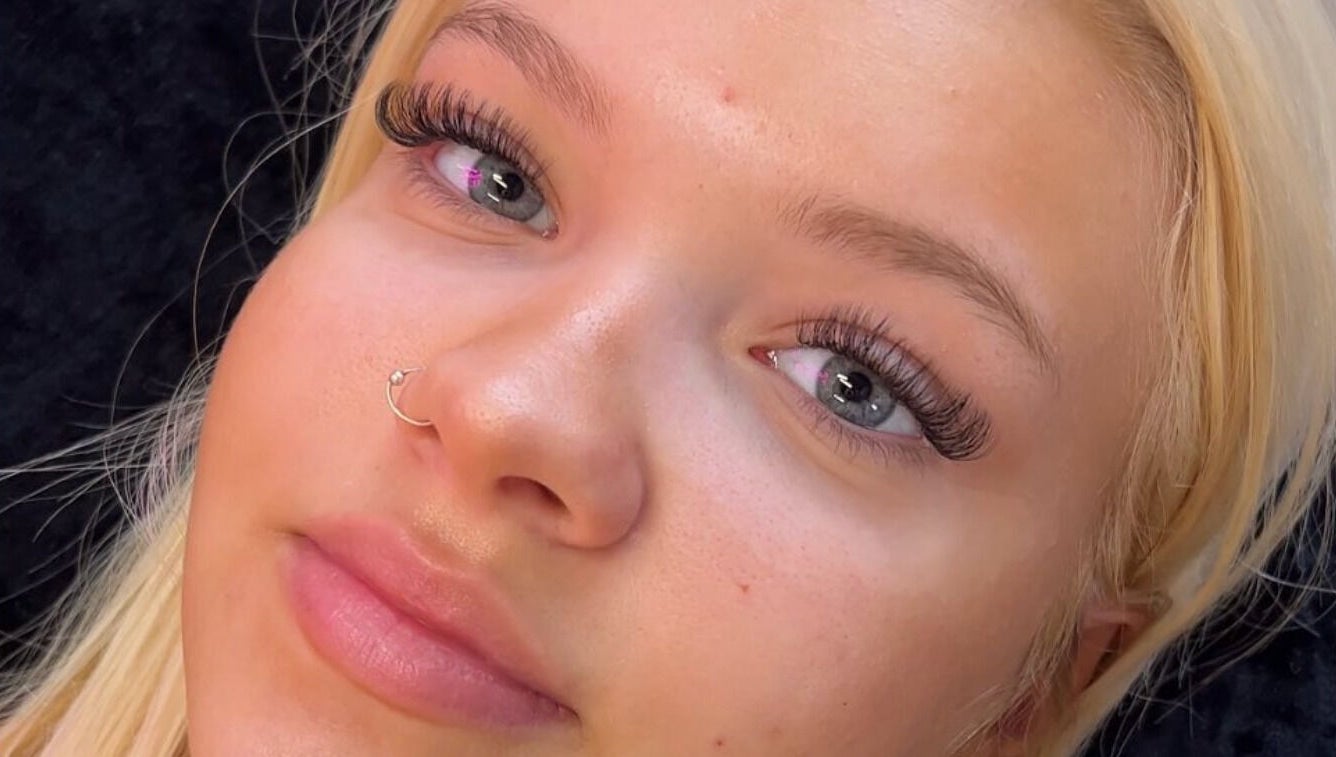 Close-up of elegant eyelash extensions at Butterfly Effect, Manchester, England, GB.