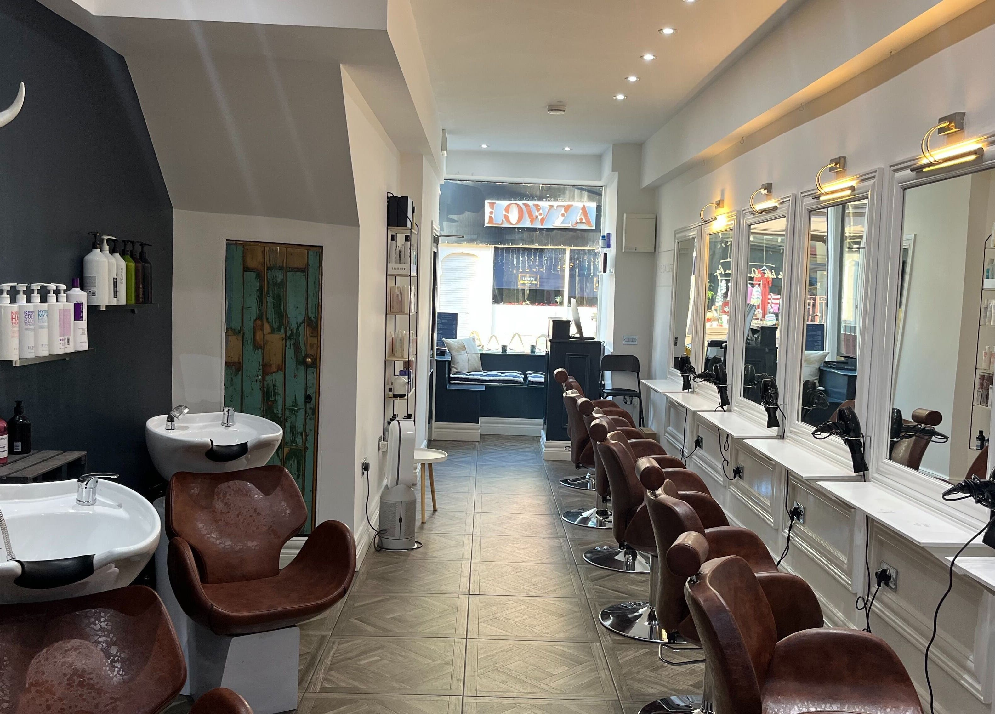 Chic salon chairs and mirrors at No.72 The Gallery, Dublin, County Dublin, IE for beauty services.