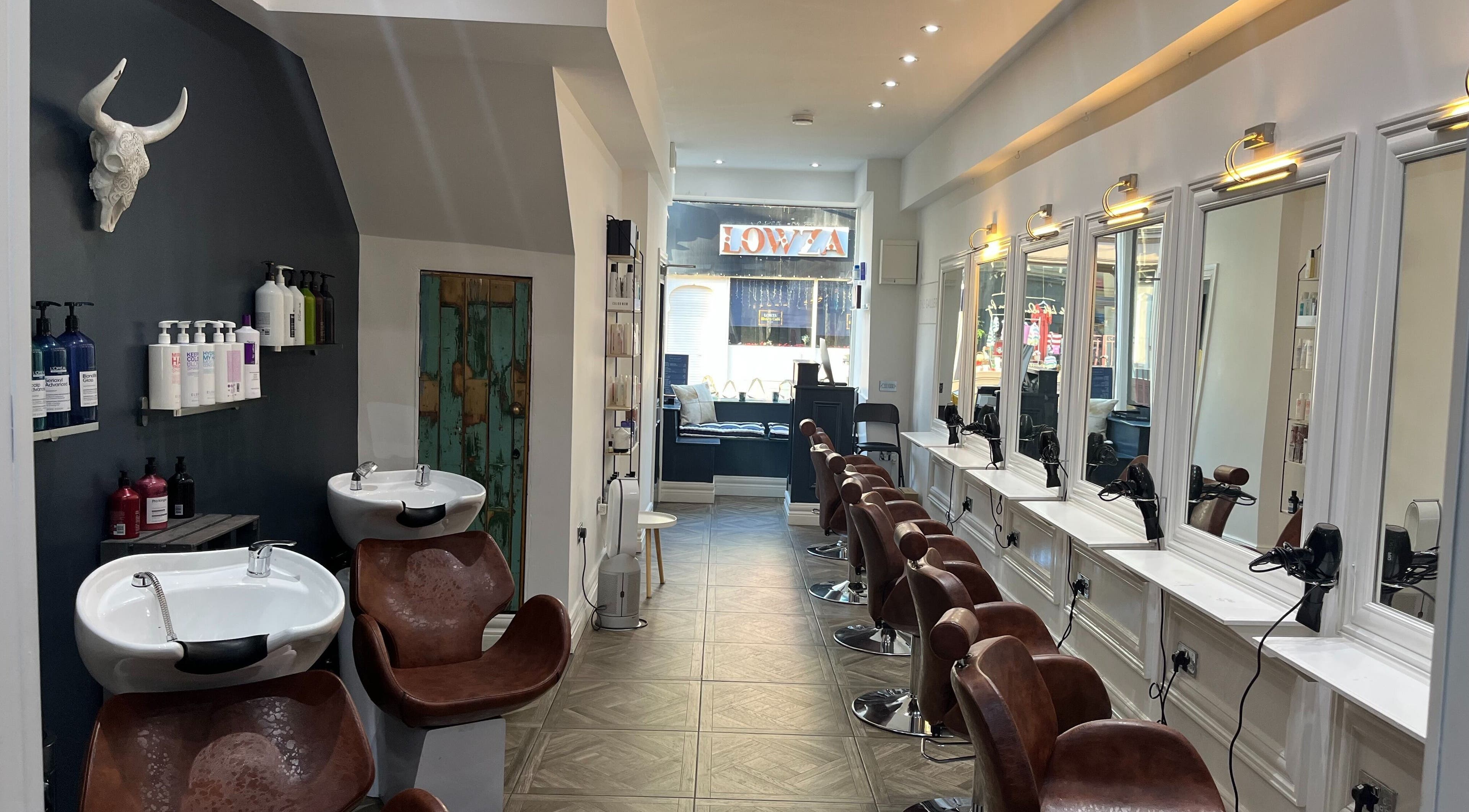 Chic salon chairs and mirrors at No.72 The Gallery, Dublin, County Dublin, IE for beauty services.