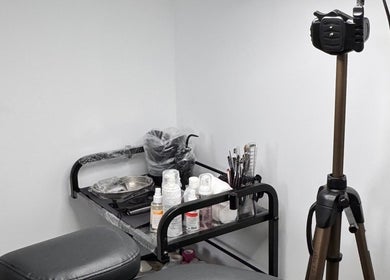Beauty workspace at Matsan_pmu, Utrecht, NL with equipment and supplies neatly organized.