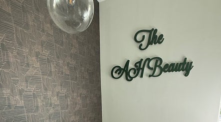 The AH Beauty obrázek 2
