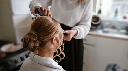 Hair By Kirsty Dickinson Bild 2