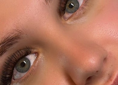 Close-up of lashes enhanced at Kailey’s Beauty Room, Lowestoft, England, GB.