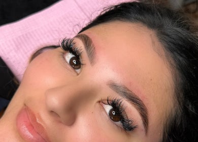 Stunning lash enhancement at Claudiambeauty, South Gate, California, US, showcasing expert work on client's lashes.