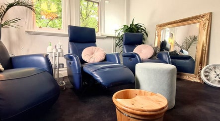 Relaxing lounge chairs at Little Pigeon Massage and Waxing, Melbourne, Victoria, AU, offering premium comfort.