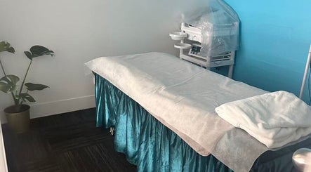 Lucky Charm Beauty Massage