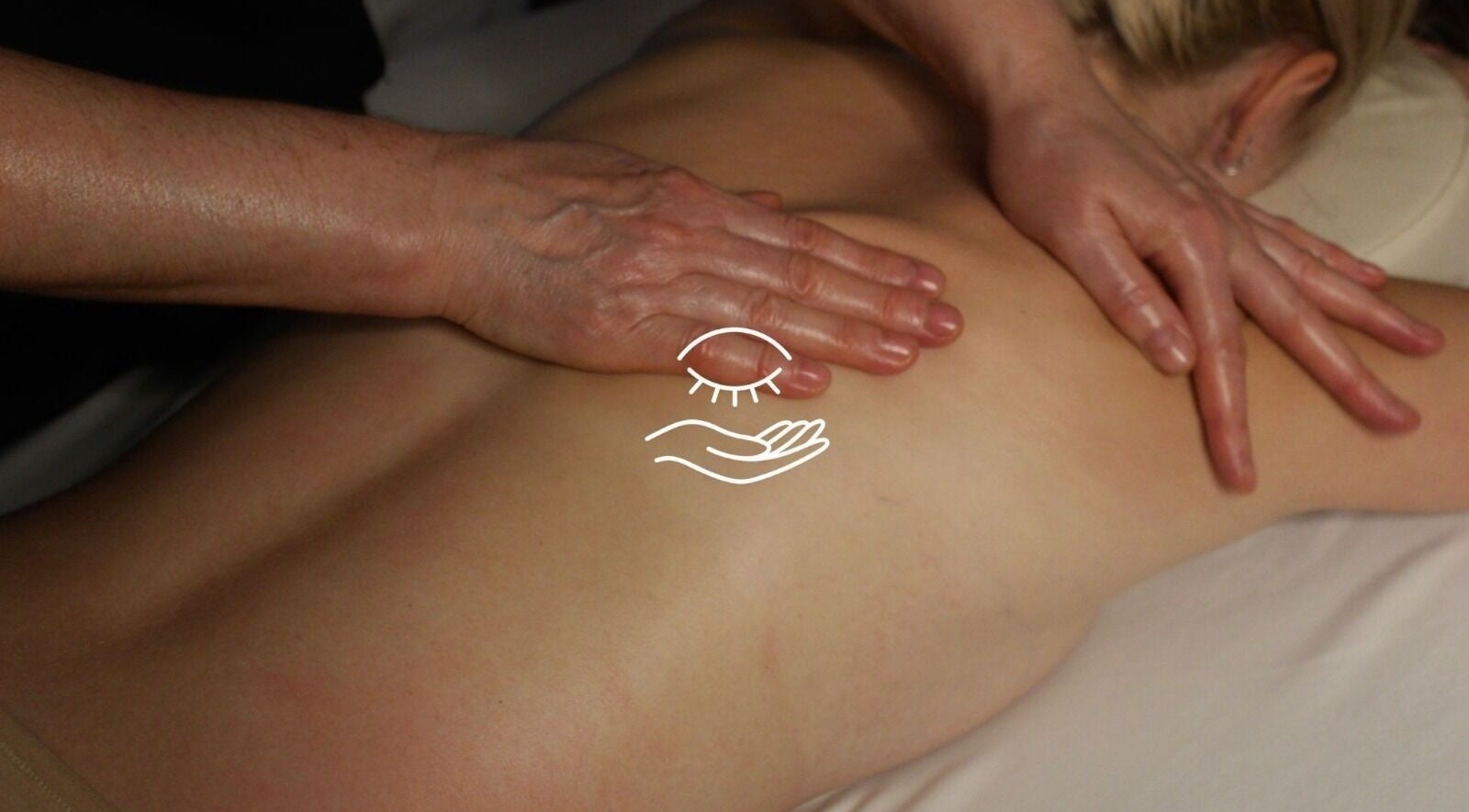 Masaje rejuvenecedor en NUXMASSAGE, Barcelona, Catalunya, ES. Relájate con nuestro cuidado especializado.