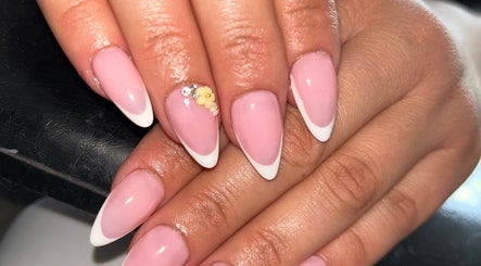 StephNails image 2