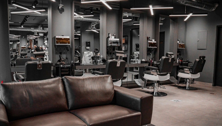 Al Aarid | 30 Degrees Barbershop slika 1