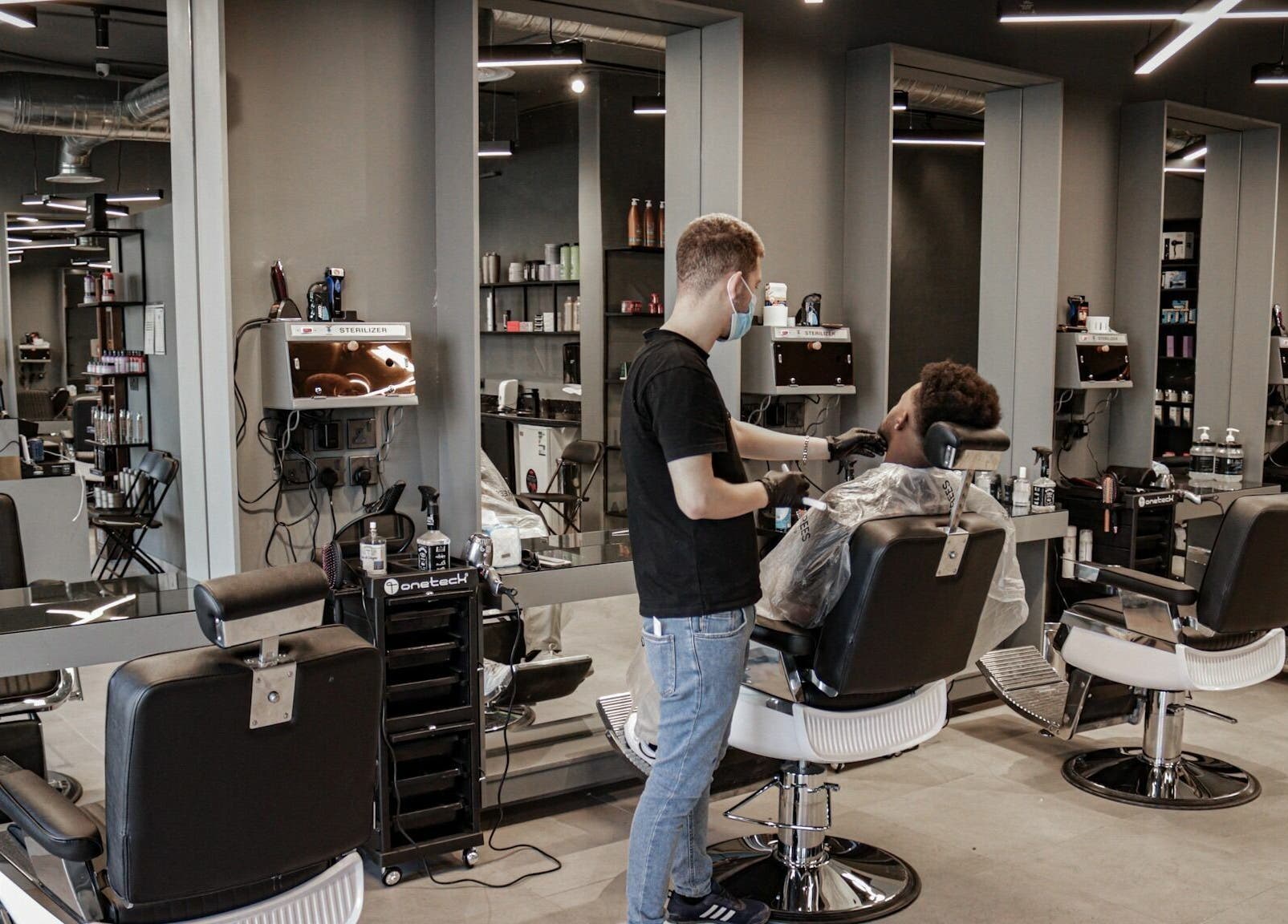 Modern setup at Al Rayan | 30 Degrees Barbershop in Riyadh, Riyadh Province, SA, showcasing stylish interior.