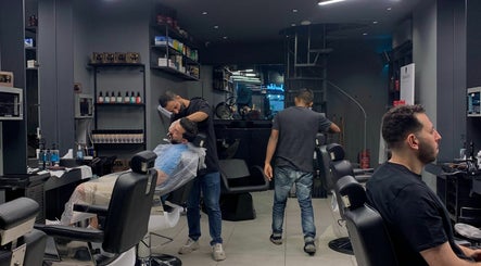 Al Khobar 30 Degrees Barbershop | Olaya Branch billede 2