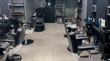 Al Khobar 30 Degrees Barbershop | Olaya Branch Bild 2