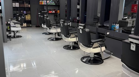 Interior of Jeddah 30 Degrees Barbershop Alnaeem, stylish barber chairs in Jeddah, Makkah Province, SA.