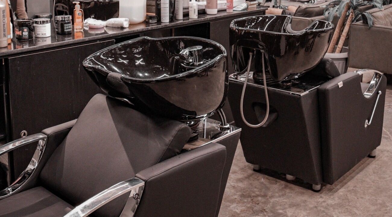 Luxurious salon wash station at AlWaha 30 Degrees, Riyadh, منطقة الرياض, SA offers premium hair care.