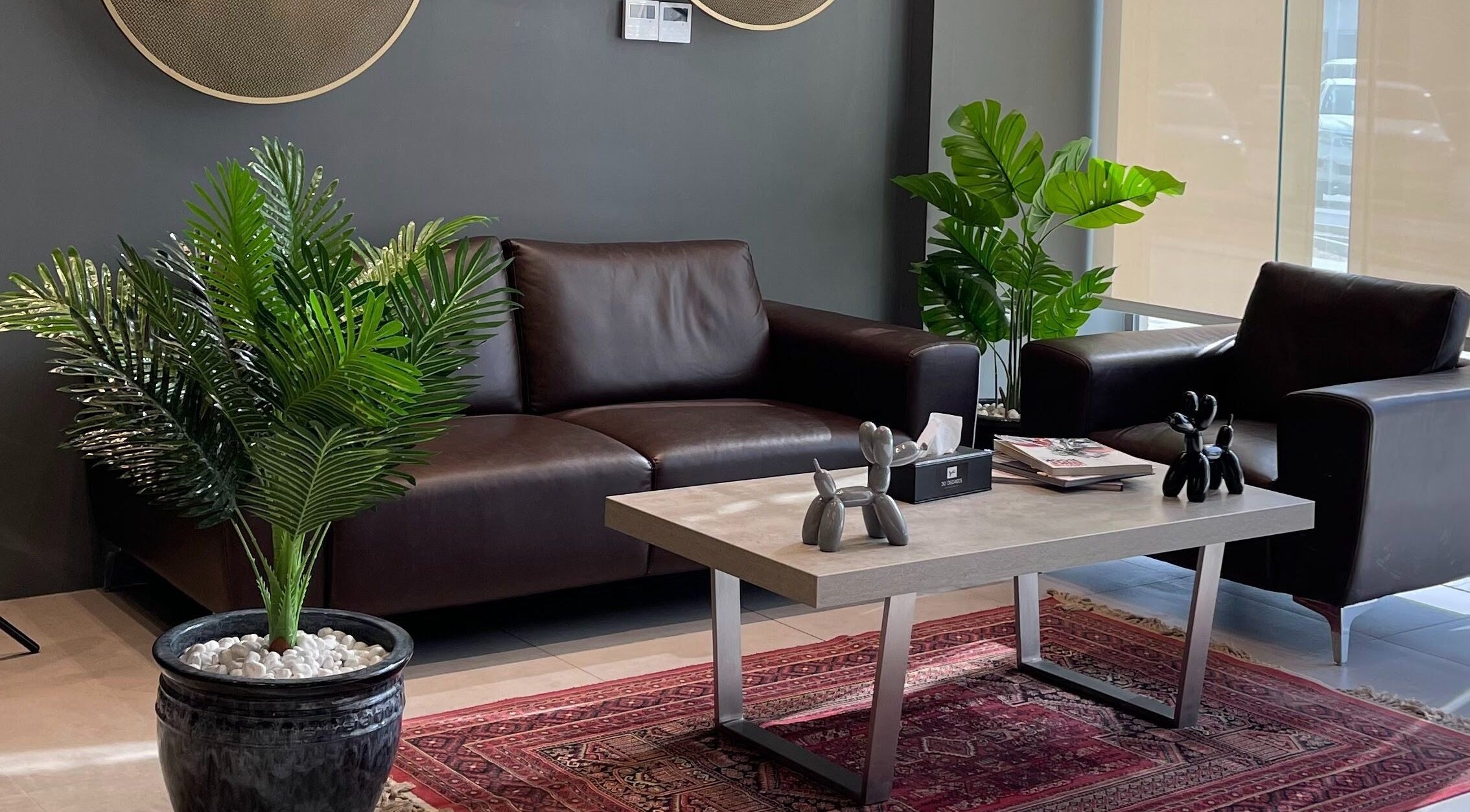 Stylish lounge area at Al Malqa 30 Degrees, Riyadh, Riyadh Province, SA with leather seating and decor.