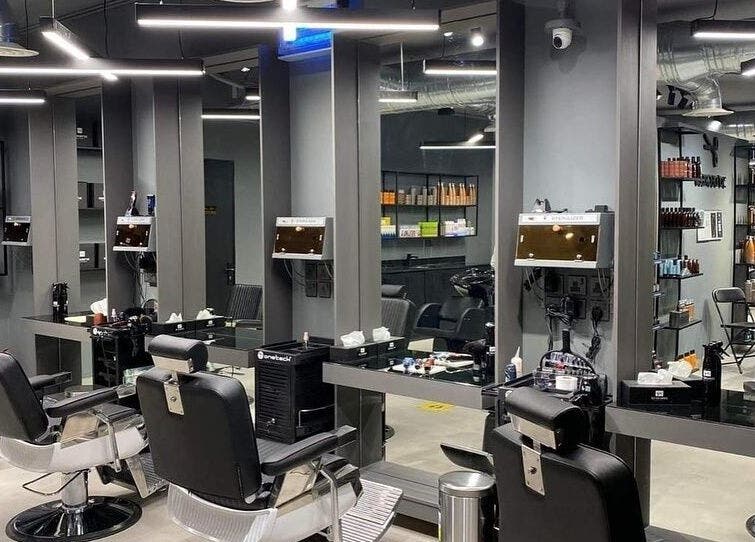 Modern salon interior at ✂️ خدمه الحلاقة المنزلية – Home Services, Riyadh, Riyadh Province, SA.