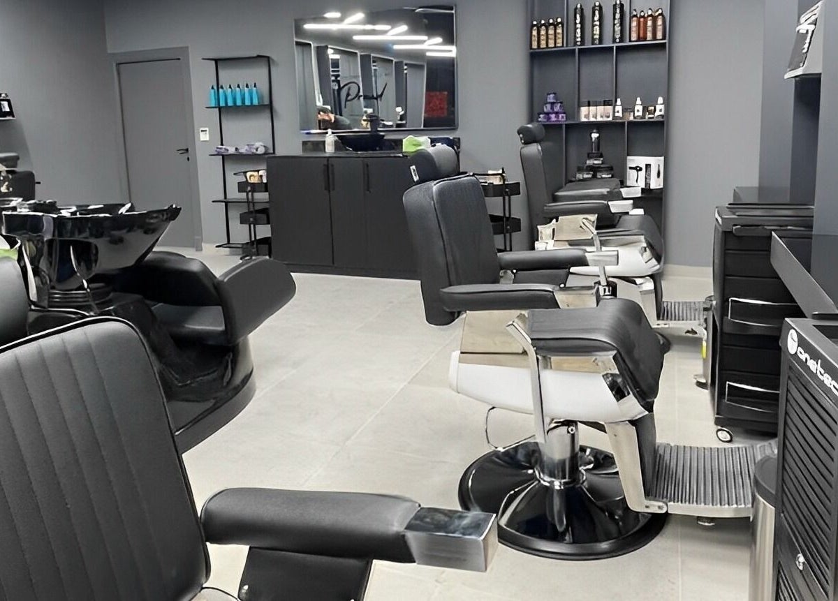 Sleek barber chairs in Qurtubah 30 Degrees, Riyadh, Riyadh Province, SA, showcasing modern salon facilities.