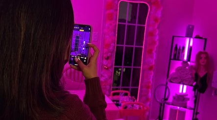Her Hair House