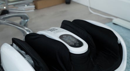 Advanced foot massager at 109 W 38th St, Fl 3, New York, NY 10018, New York, New York, US beauty and wellness venue.
