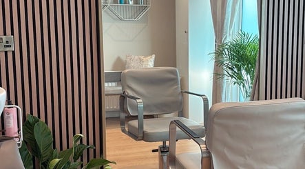 Jenny’s Hair Room
