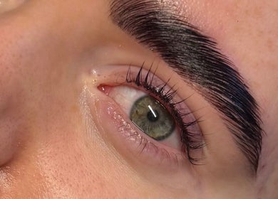 Close-up of expertly styled brows at Lashedbycourtxx in Dukinfield, England, GB.