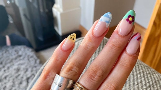 EM Nails