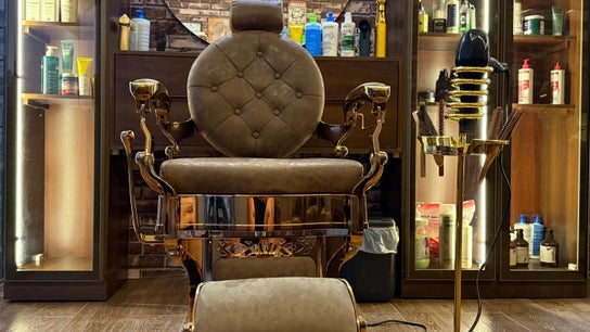 Fifth Pyramid Barber Shop | صالون الهرم الخامس للحلاقة الرجالية