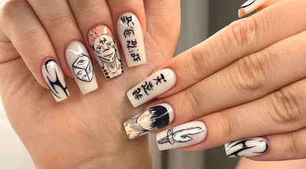 Creative nail art with intricate designs at Nails Džo, Novi Sad, Vojvodina, RS.
