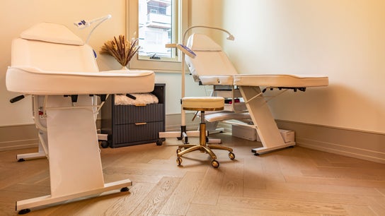 Confidents Teeth Whitening