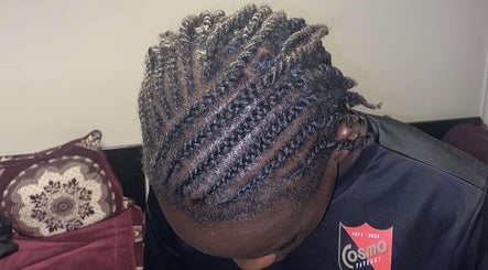 NK Hairstyles, bilde 3