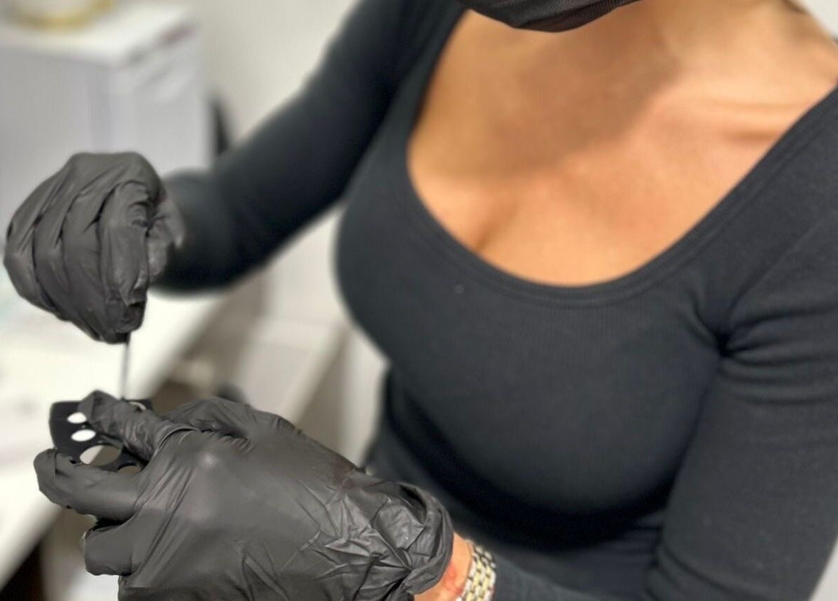 Camoskin Clinic professional performing precision treatment in Applecross, Western Australia, AU.