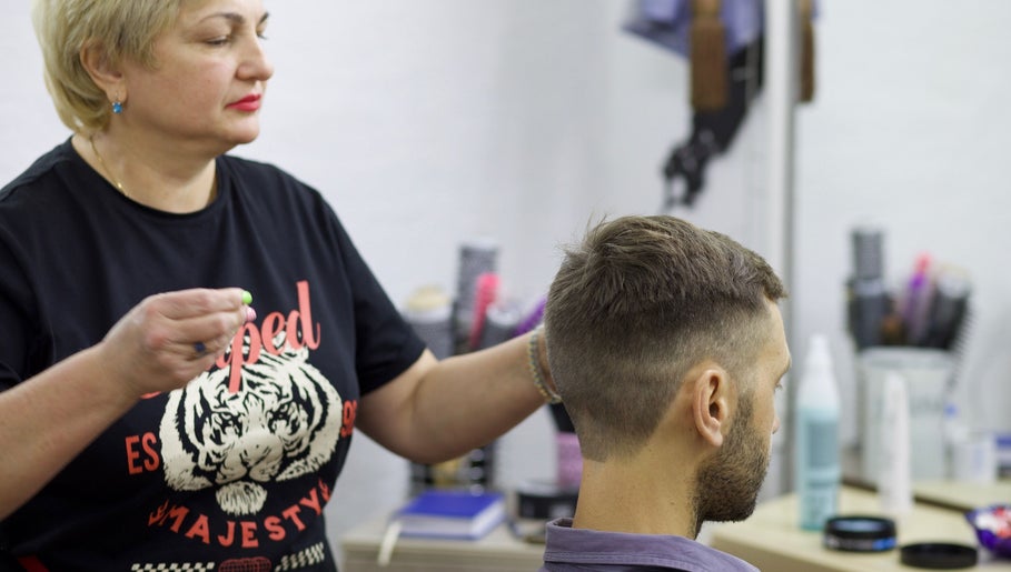Golden Fish Salon image 1