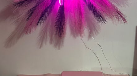 Sel_nailroom