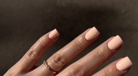 livinails